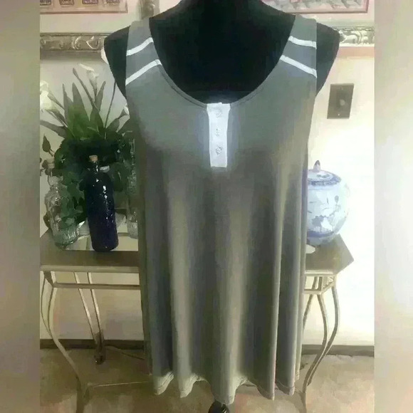 POL SLEEVELESS OLIVE GREEN SUMMER RACER BACK STRIPE TANK TOP SIZE MED💚 - Picture 11 of 12